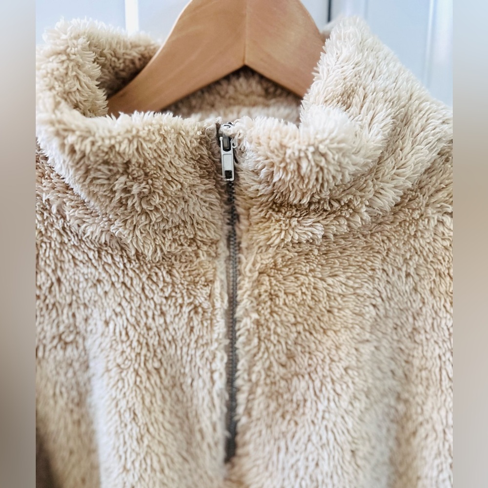 H&M Half Zip Teddy faux Fur Fleece Pullover Jacket size S - Picture 7 of 8